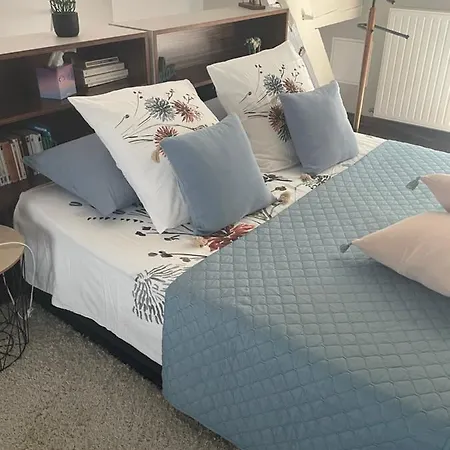 La Alain Guest house *